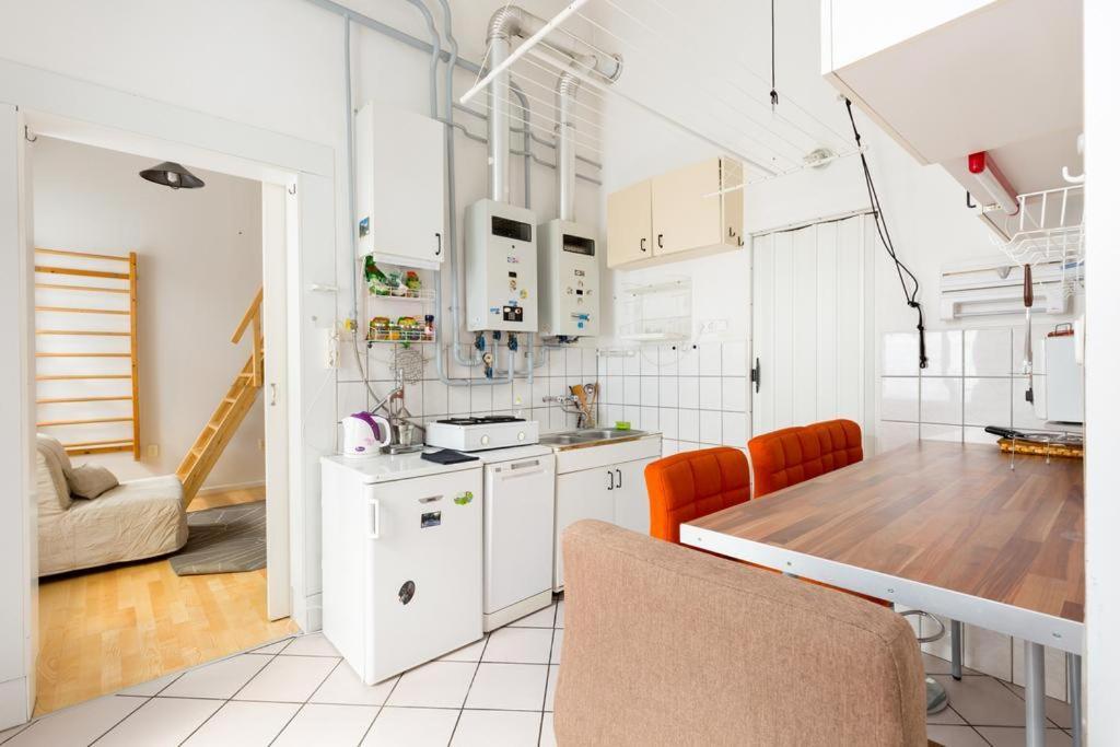 Szentkiralyi 5 - Double Basic In The City Center - Self-Check-In Budapest Ngoại thất bức ảnh