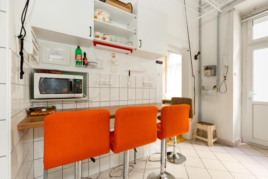 Szentkiralyi 5 - Double Basic In The City Center - Self-Check-In Budapest Ngoại thất bức ảnh